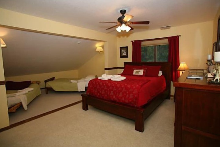 Room 26 of 33