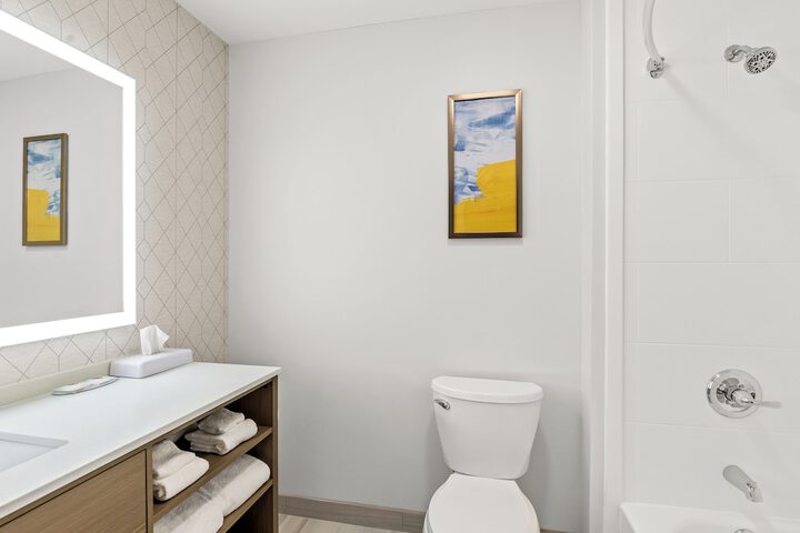 Comfort Inn & Suites Prince George - Fort Lee