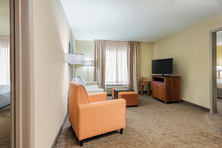 Larkspur Landing Extended Stay Suites St. Louis Riverport - Airport West