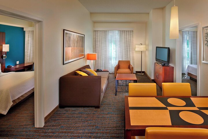 Room 12 of 23