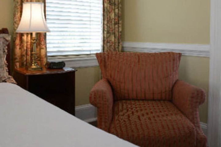 Room 98 of 151