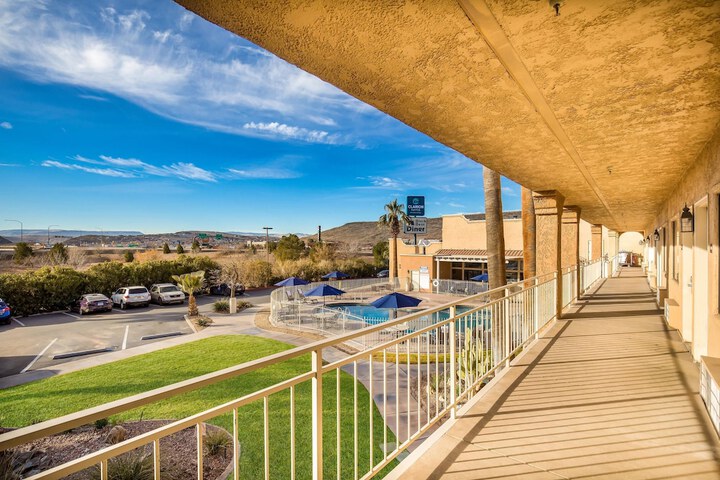 Clarion Suites St. George - Convention Center Area