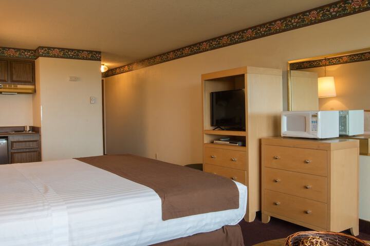 Room 49 of 66