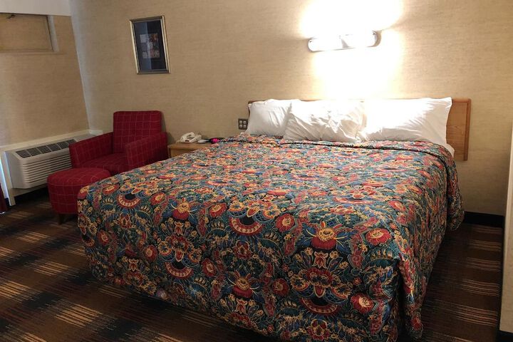 Red Carpet Inn North Syracuse