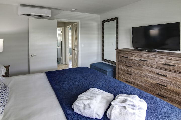 Room 37 of 63