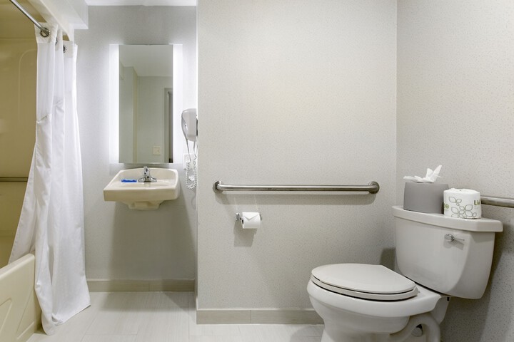 Room 40 of 57
