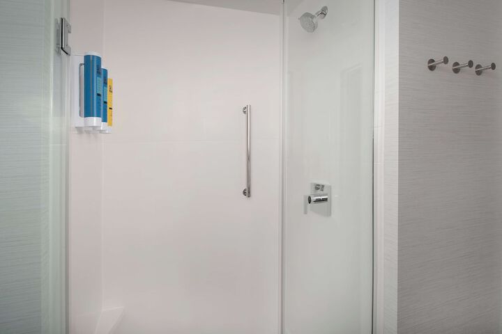 Room 16 of 57