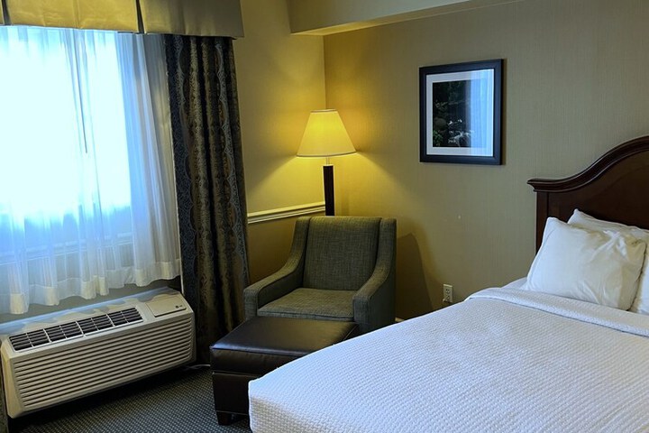 Room 19 of 36