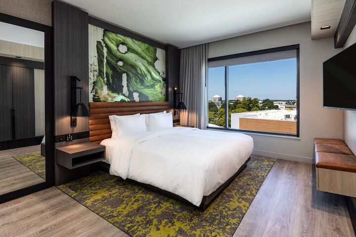 Room 25 of 55