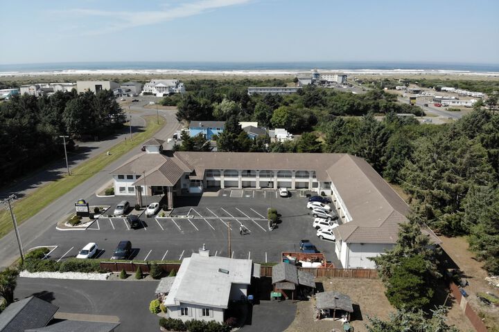 Days Inn by Wyndham Ocean Shores