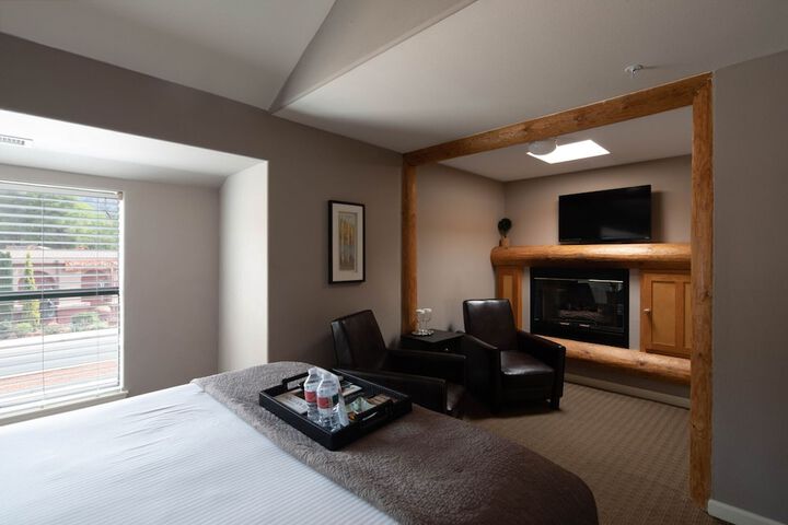 Room 40 of 73