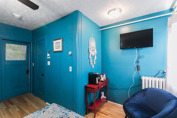 Room 26 of 71
