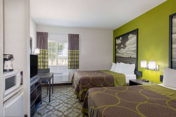Room 20 of 38