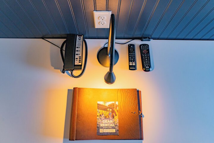 Room 18 of 42