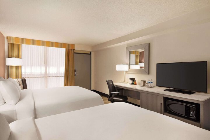 Room 21 of 43