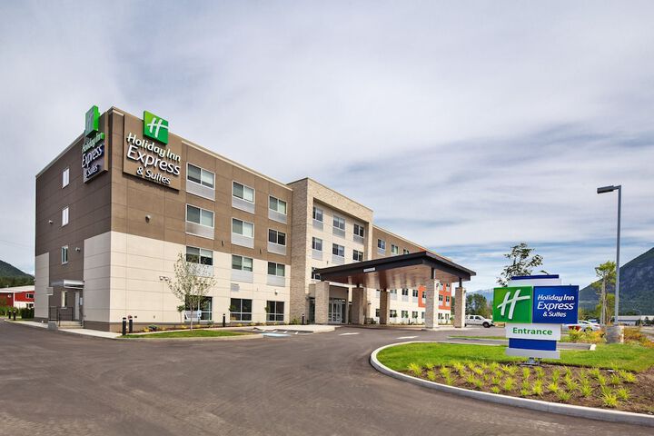 Holiday Inn Express & Suites Terrace by IHG