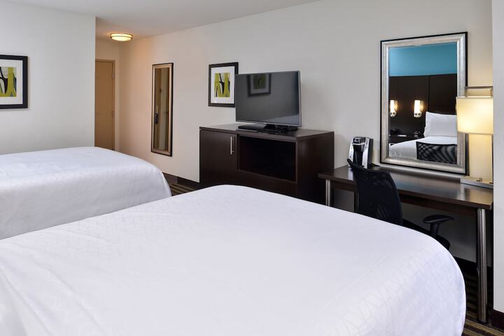 Room 21 of 37