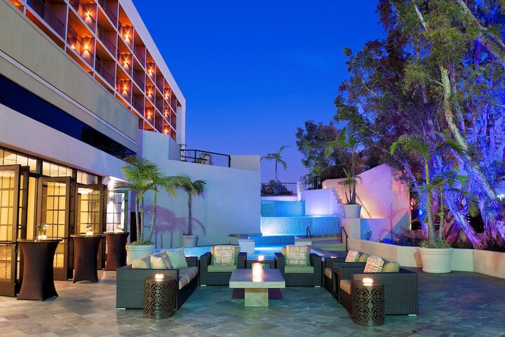 Hilton Orange County / Costa Mesa