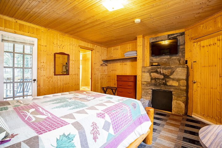 Room 43 of 74
