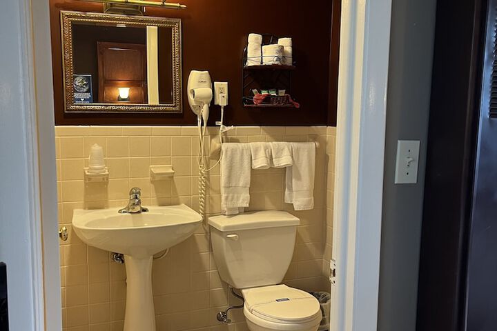 Room 18 of 55