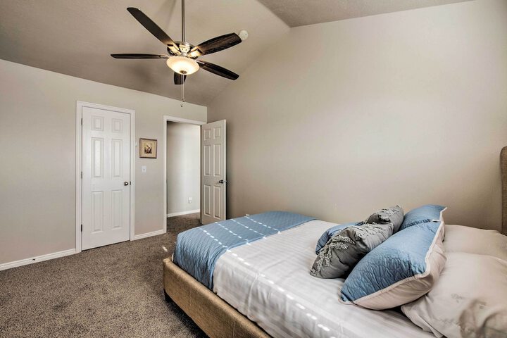 Mtn View Townhome w / Amenities 17 Mi to Snowbird!