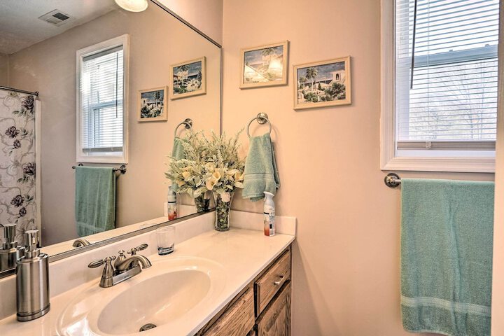 Prince George Getaway Near Historic Sites!