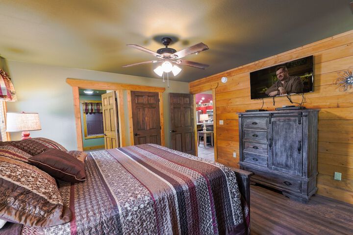 Room 42 of 81