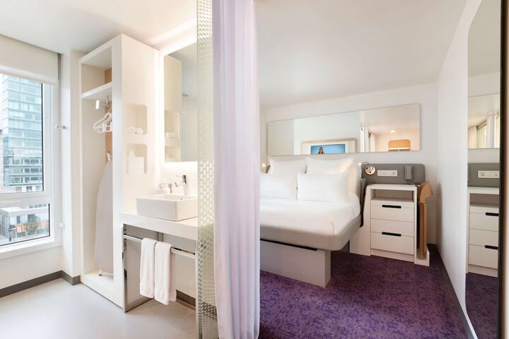 Room 21 of 50