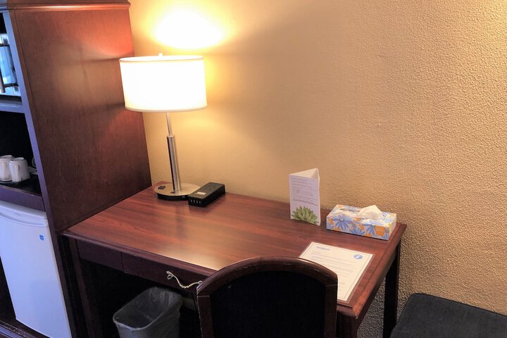 Room 21 of 52