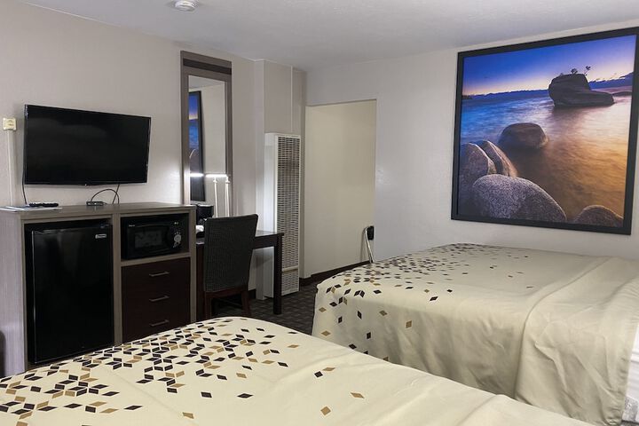 Room 21 of 30