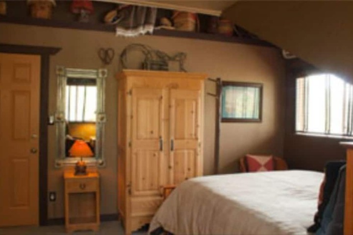 Room 49 of 150