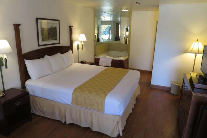 Room 27 of 60