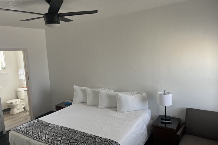 Room 42 of 65