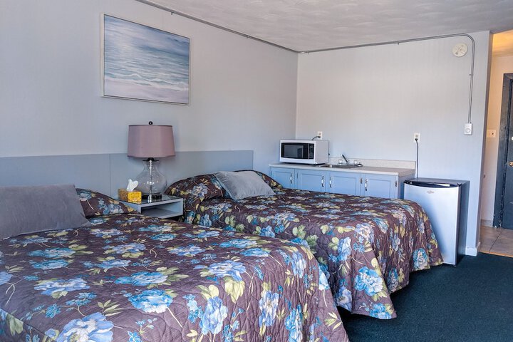 Room 10 of 21