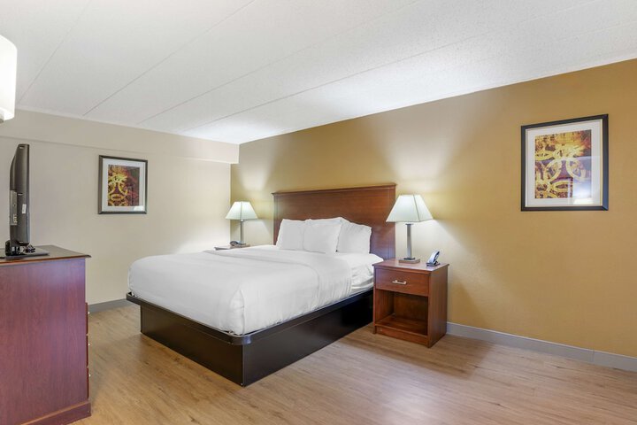 Best Western Plus Governors Inn