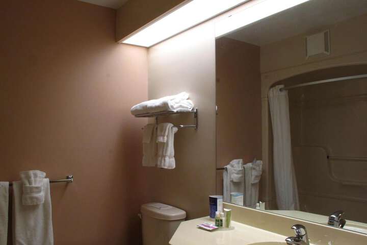 Room 34 of 50