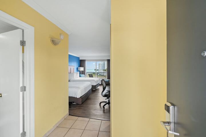 The Sandbar Hotel Trademark Collection by Wyndham
