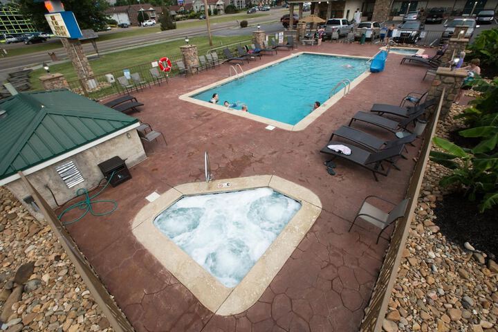 Pool 6 of 36