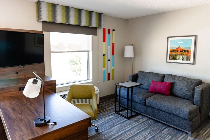 Room 16 of 37