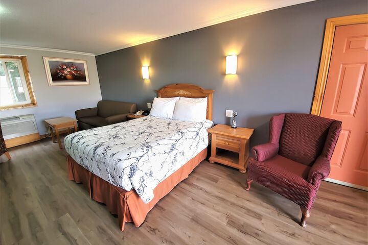 Room 111 of 181