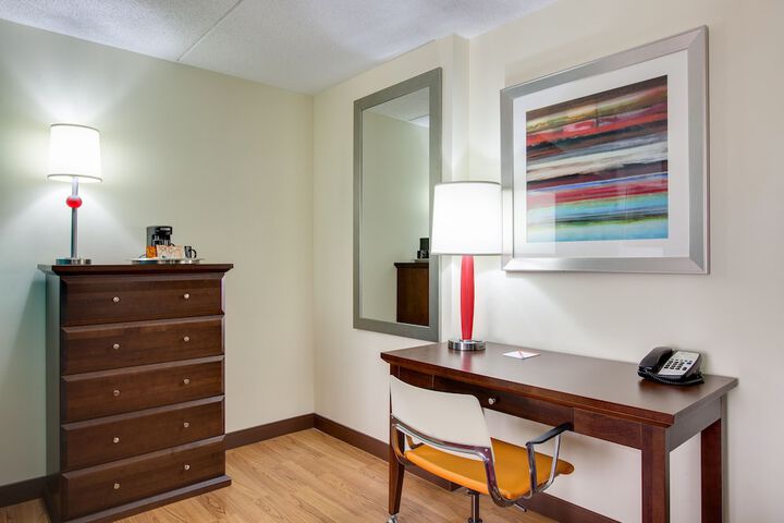 Hotel Indigo Chicago-Vernon Hills by IHG