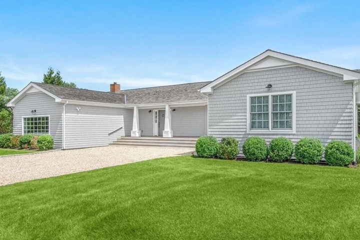Modern Hamptons Villa