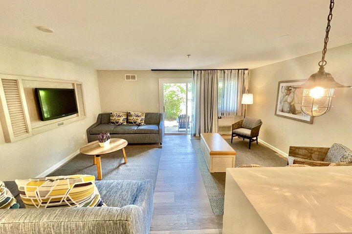 Room 51 of 73