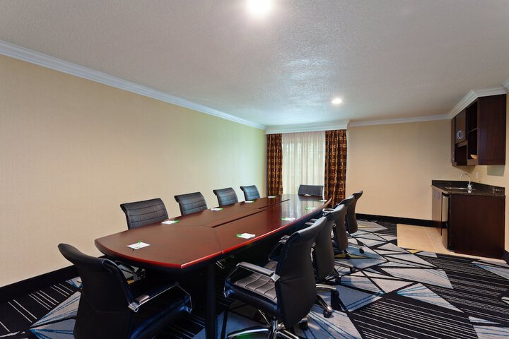 Holiday Inn Hotel & Suites San Mateo-San Francisco SFO by IHG