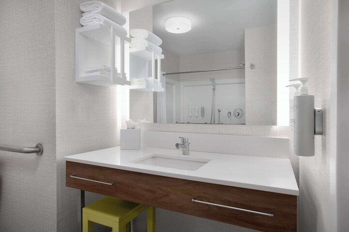 Hampton Inn Yorkville