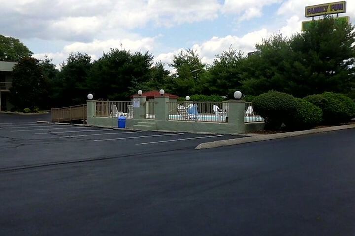 Property Grounds 19 of 19