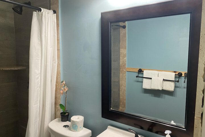 Room 83 of 146