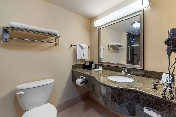 Comfort Inn & Suites Perry I-35