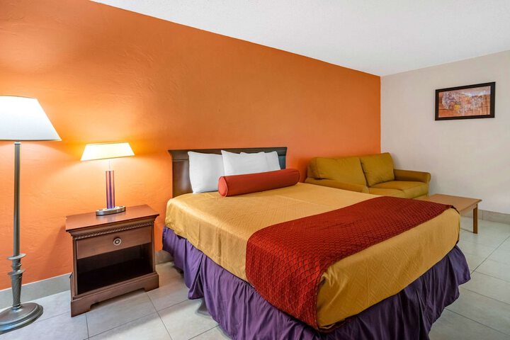 Econo Lodge Fort Myers North