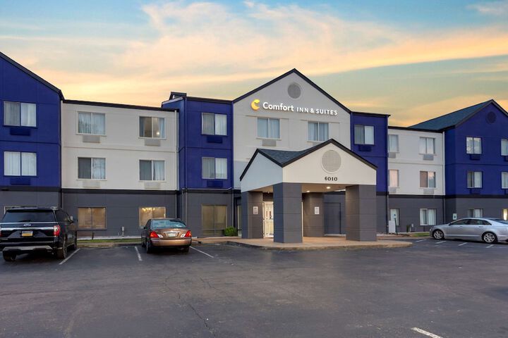 Hotel 3 of 34